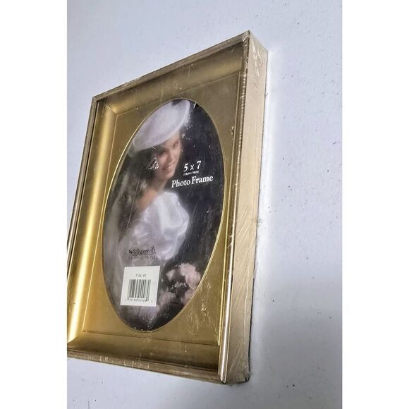 Vintage Intercraft Shadowbox Picture Frame-5x7" Oval Metal Tabletop & Wall NEW - Picture 2 of 11